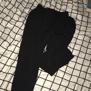Aritzia athletic pants